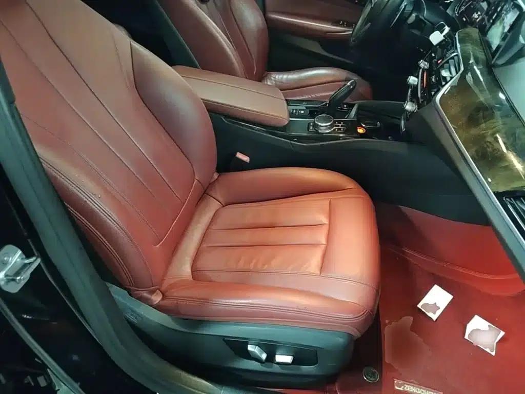 2018 BMW 5 Series 530Li Leading Edition M Sport Package — миниатюра 25