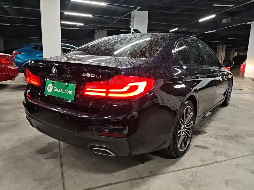 2018 BMW 5 Series 530Li Leading Edition M Sport Package — миниатюра 7