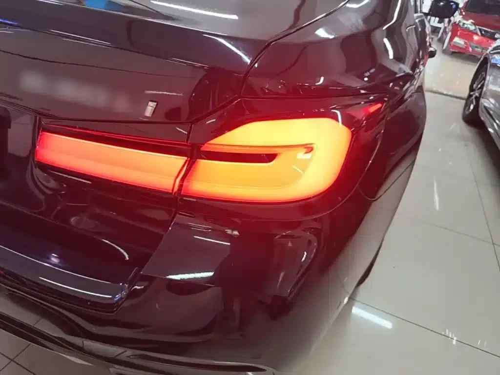 BMW 5 Series 2022 Facelift II 530Li Leading Model M Sport Package — миниатюра 8