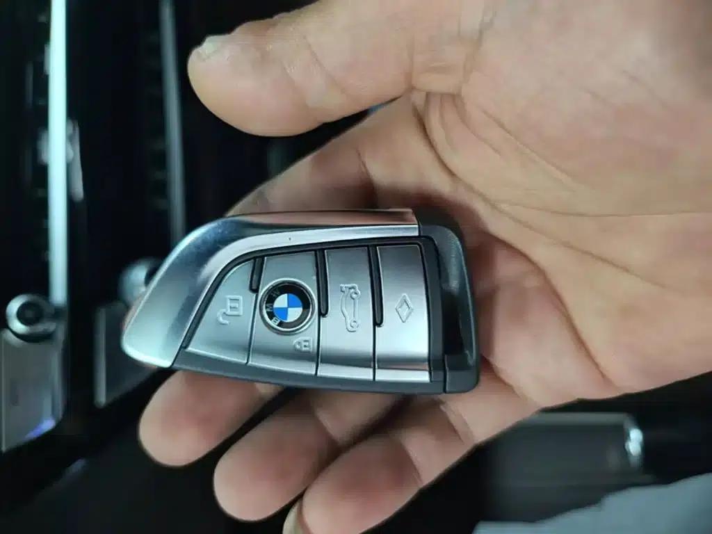 BMW 5 Series 2022 Facelift II 530Li Leading Model M Sport Package — миниатюра 9