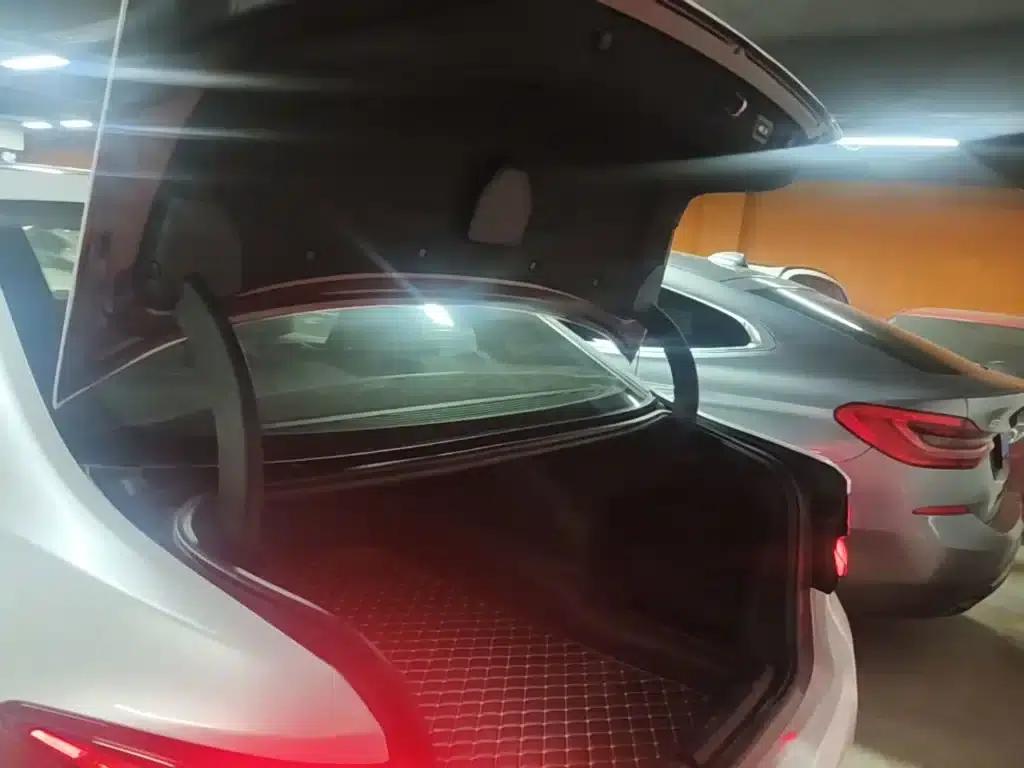 2021 BMW 5 Series 530Li Luxury M Sport Package — миниатюра 19