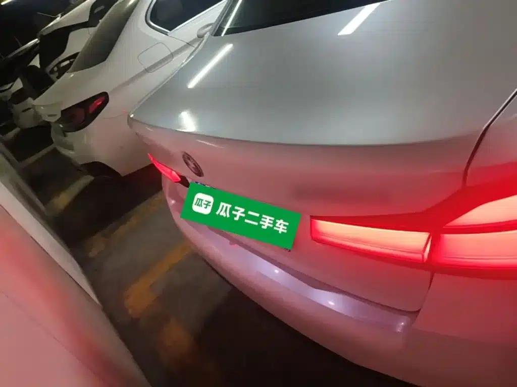 2021 BMW 5 Series 530Li Luxury M Sport Package — миниатюра 6