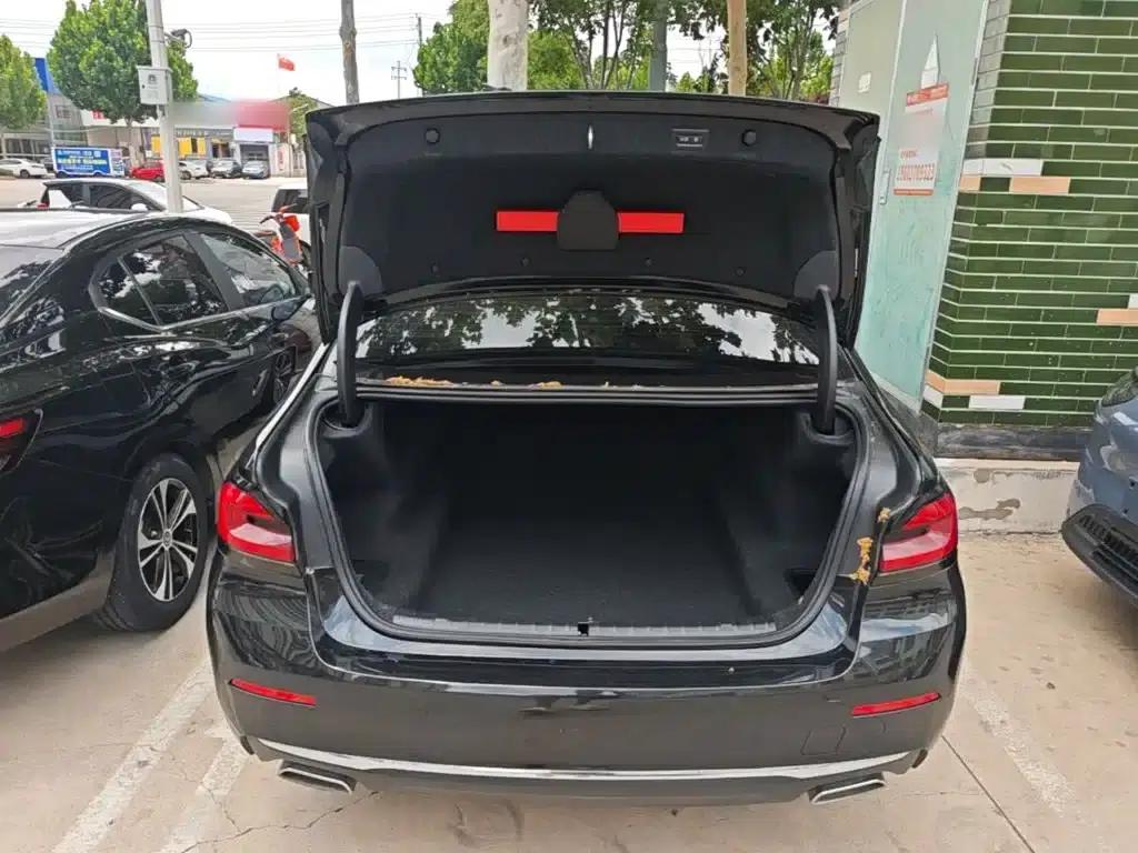 2023 BMW 5 Series 530Li Leading Luxury Package — миниатюра 19