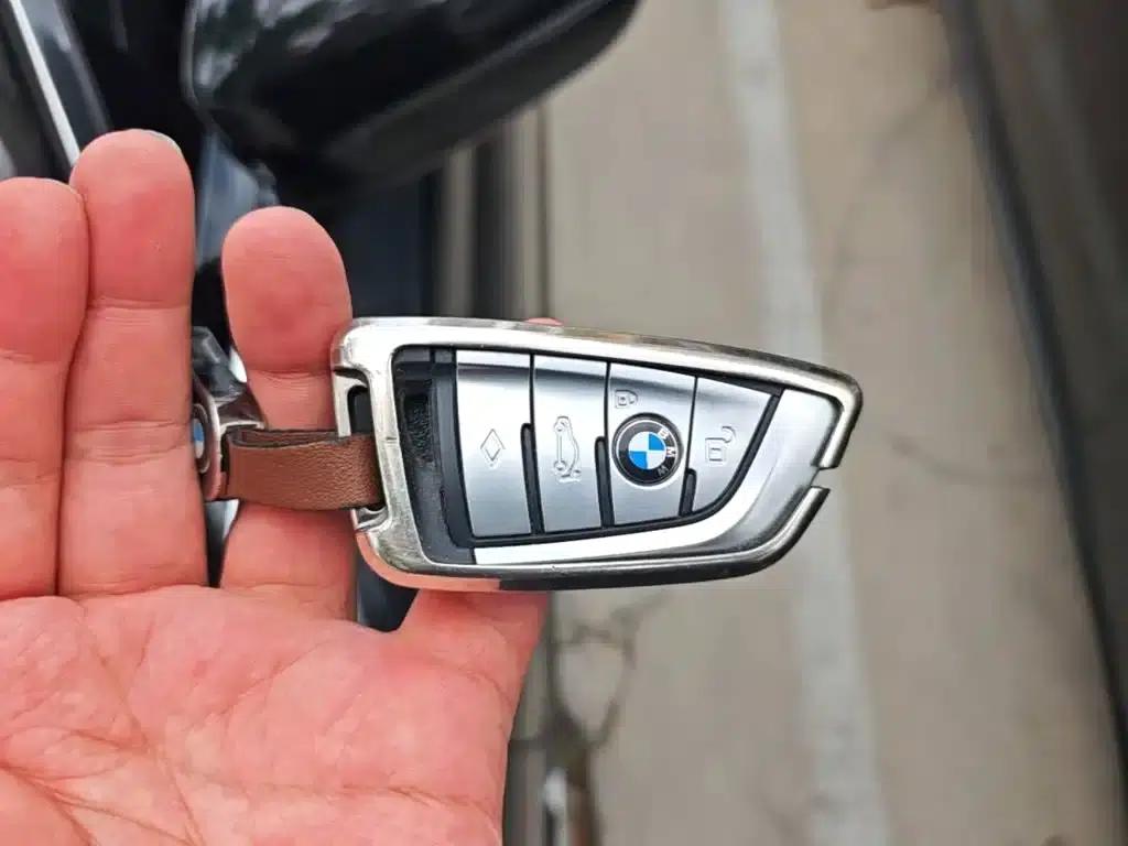2023 BMW 5 Series 530Li Leading Luxury Package — миниатюра 9