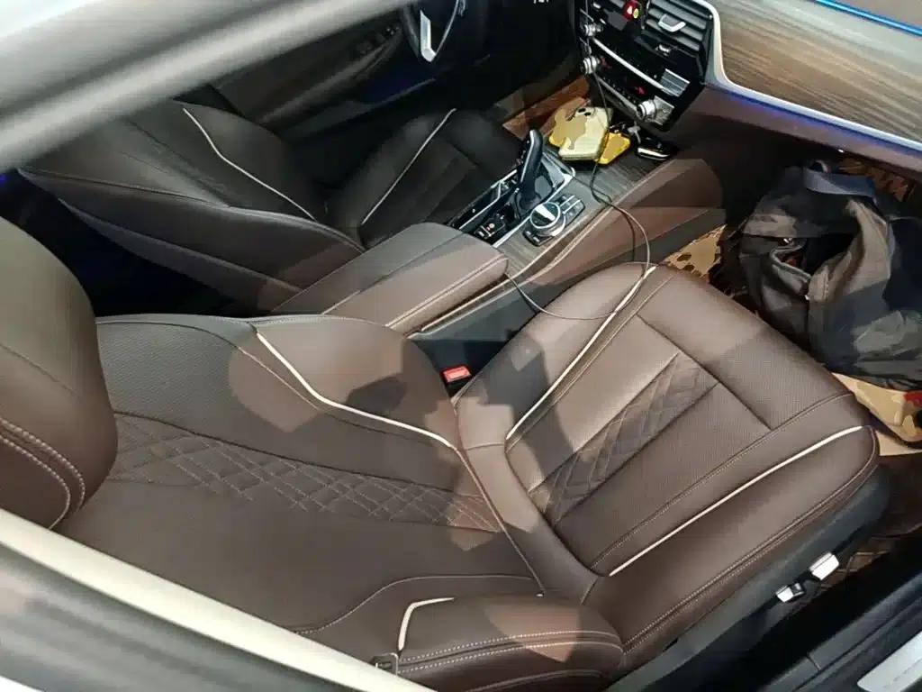 2023 BMW 5 Series 530Li Leading Luxury Package — миниатюра 25