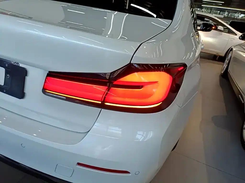 2023 BMW 5 Series 530Li Leading Luxury Package — миниатюра 8