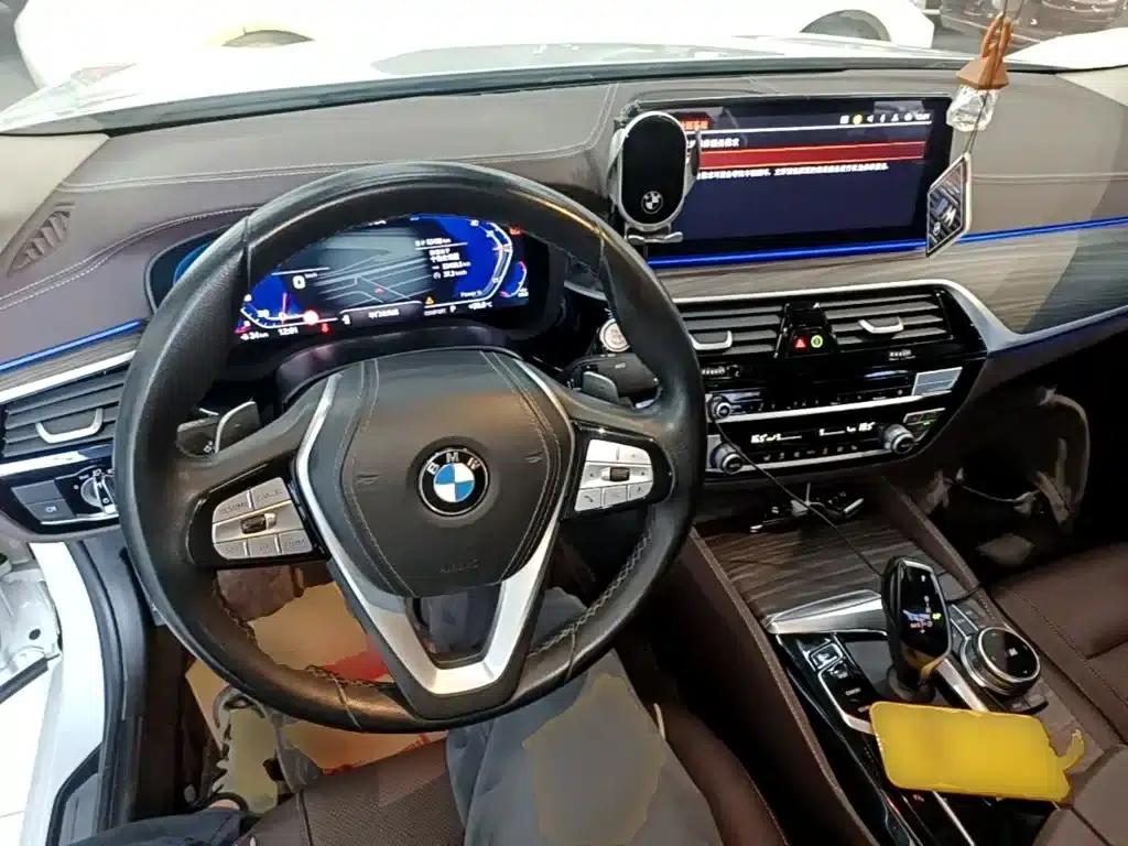 2023 BMW 5 Series 530Li Leading Luxury Package — миниатюра 10