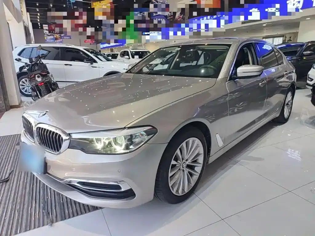 2019 BMW 5 Series Facelift 525Li Luxury Package — миниатюра 2