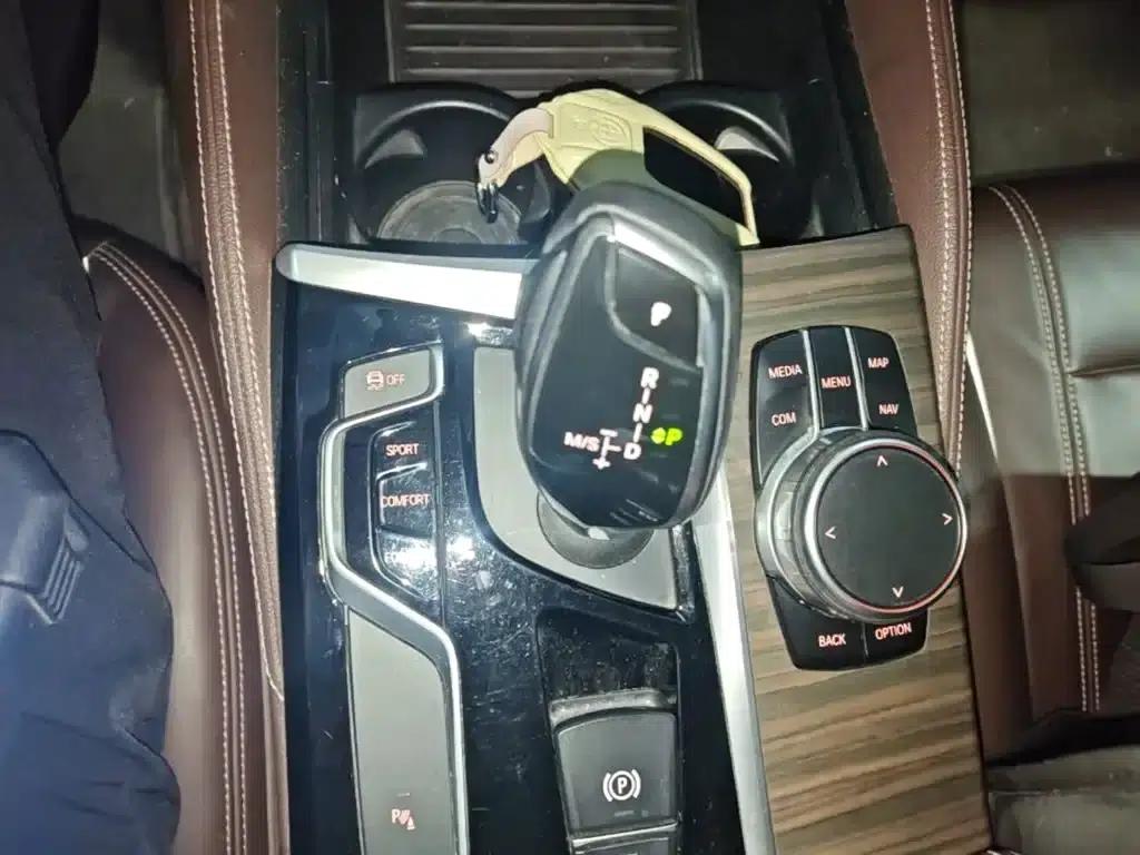 2018 BMW 5 Series 530Li Leading Luxury Package — миниатюра 14