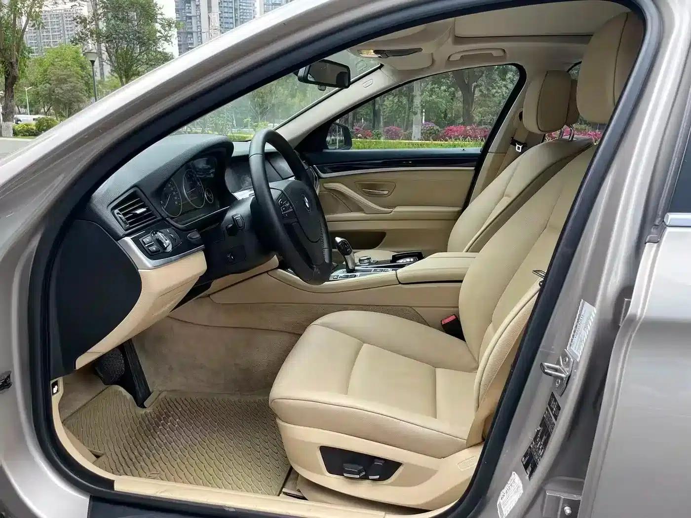 BMW 5 Series (Imported) 2013 520i Elegant Model — миниатюра 6