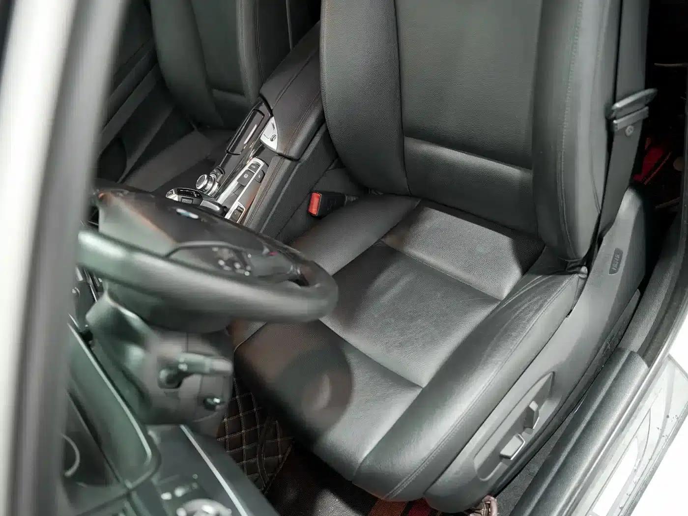 BMW 5 Series (Imported) 2014 520i Elegant Model — миниатюра 12