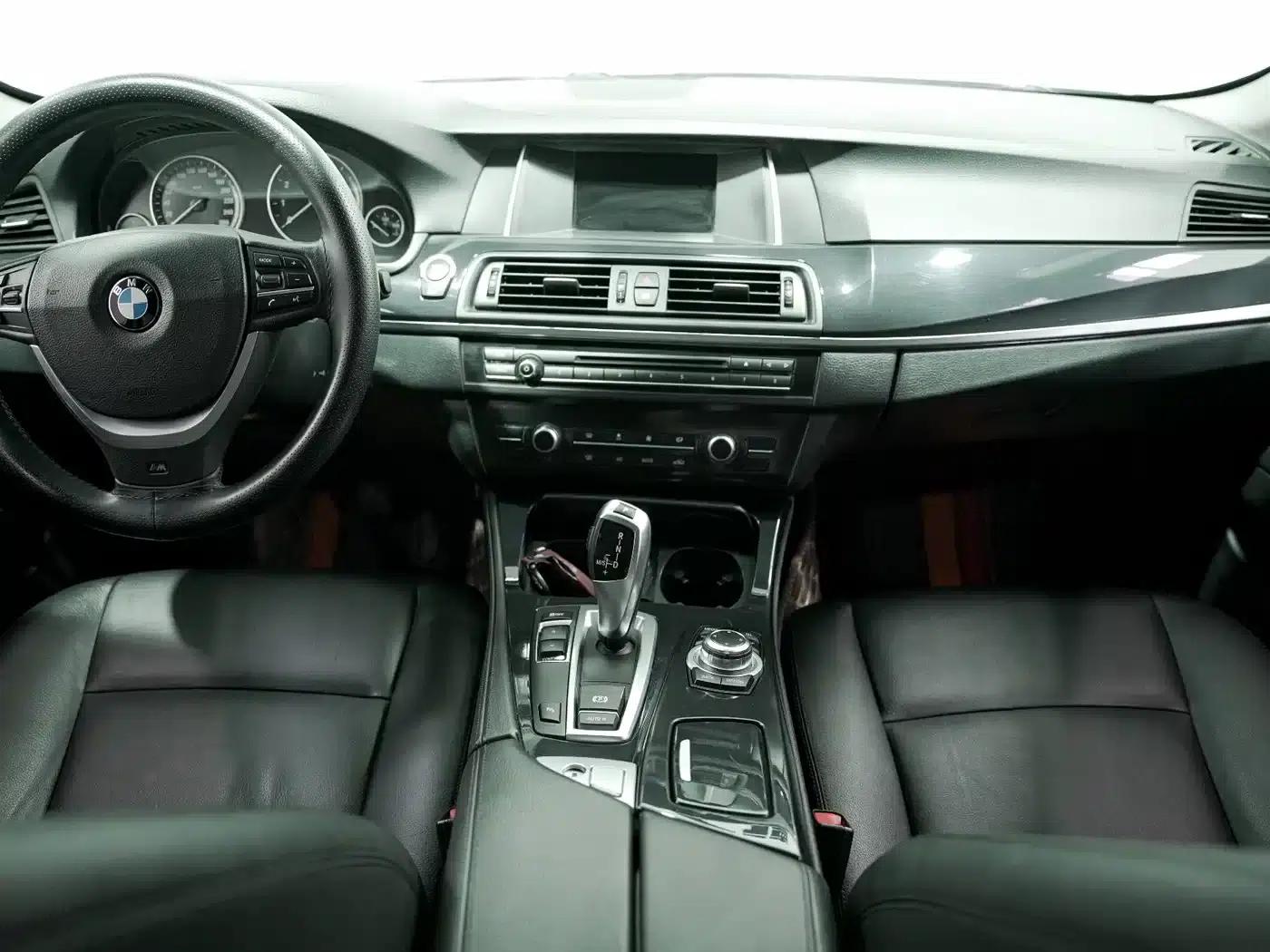 BMW 5 Series (Imported) 2014 520i Elegant Model — миниатюра 4