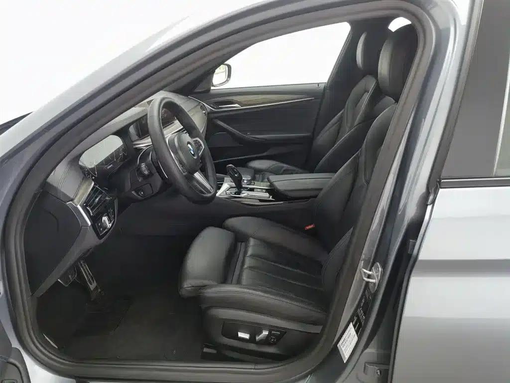 BMW 5 Series (Imported) 2019 530i M Sport Package — миниатюра 10