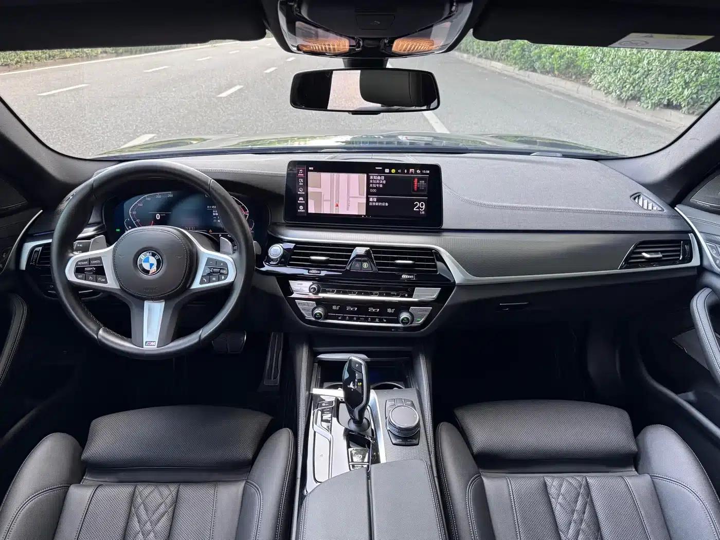 2022 BMW 5 Series (Imported) Facelift 2, 530i M Sport Package — миниатюра 12