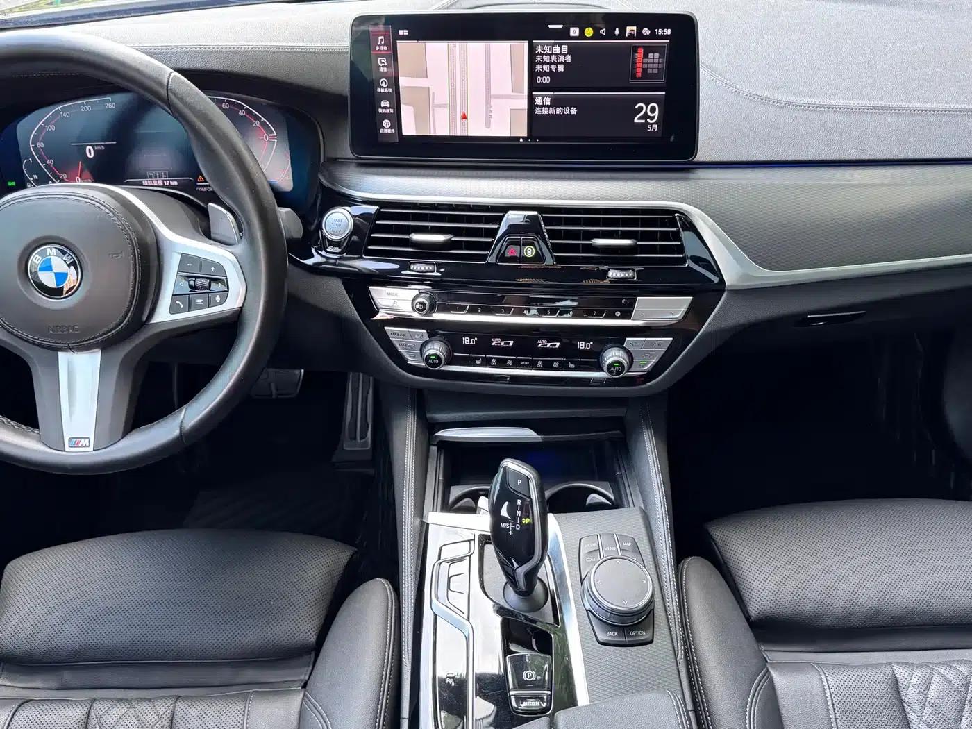 2022 BMW 5 Series (Imported) Facelift 2, 530i M Sport Package — миниатюра 14