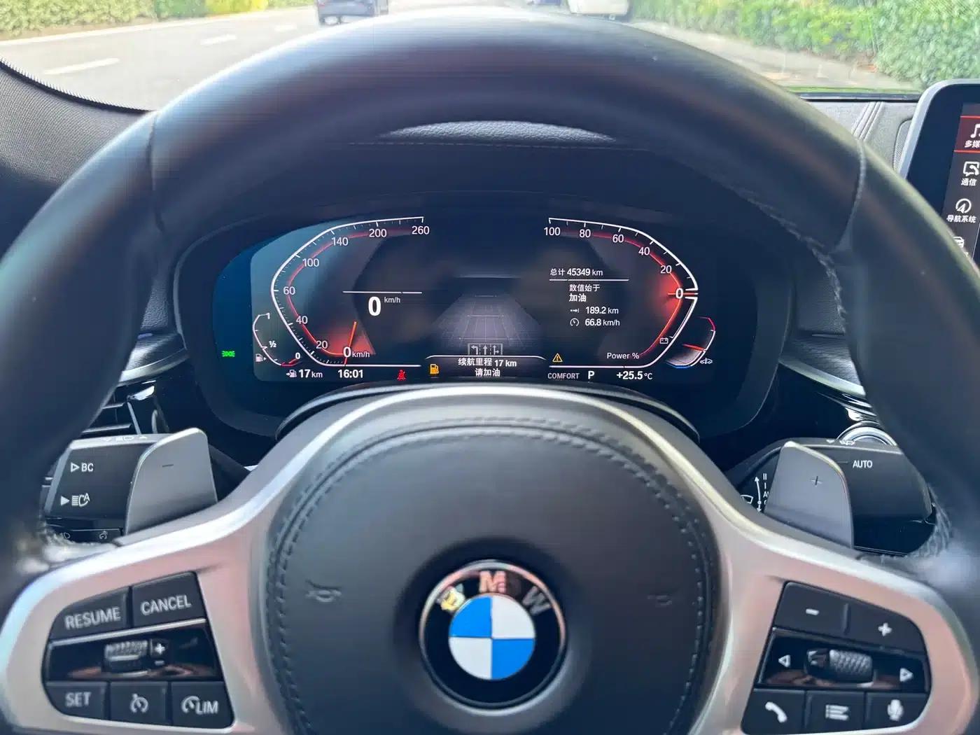 2022 BMW 5 Series (Imported) Facelift 2, 530i M Sport Package — миниатюра 21
