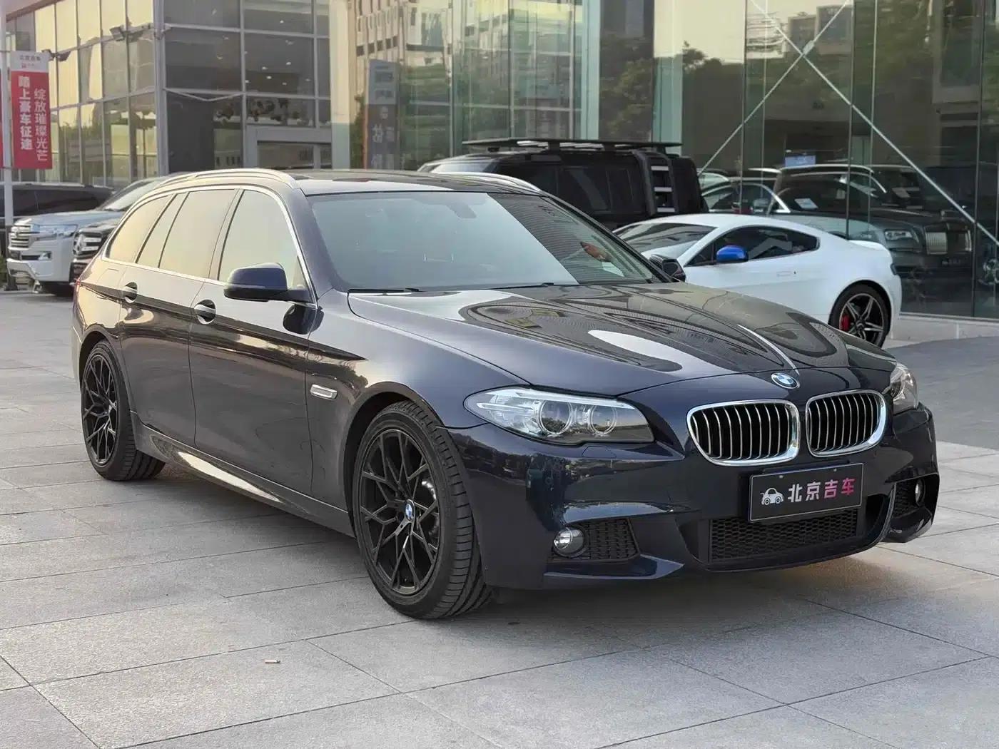 2014 BMW 5 Series Imported Model 520i Touring — миниатюра 3