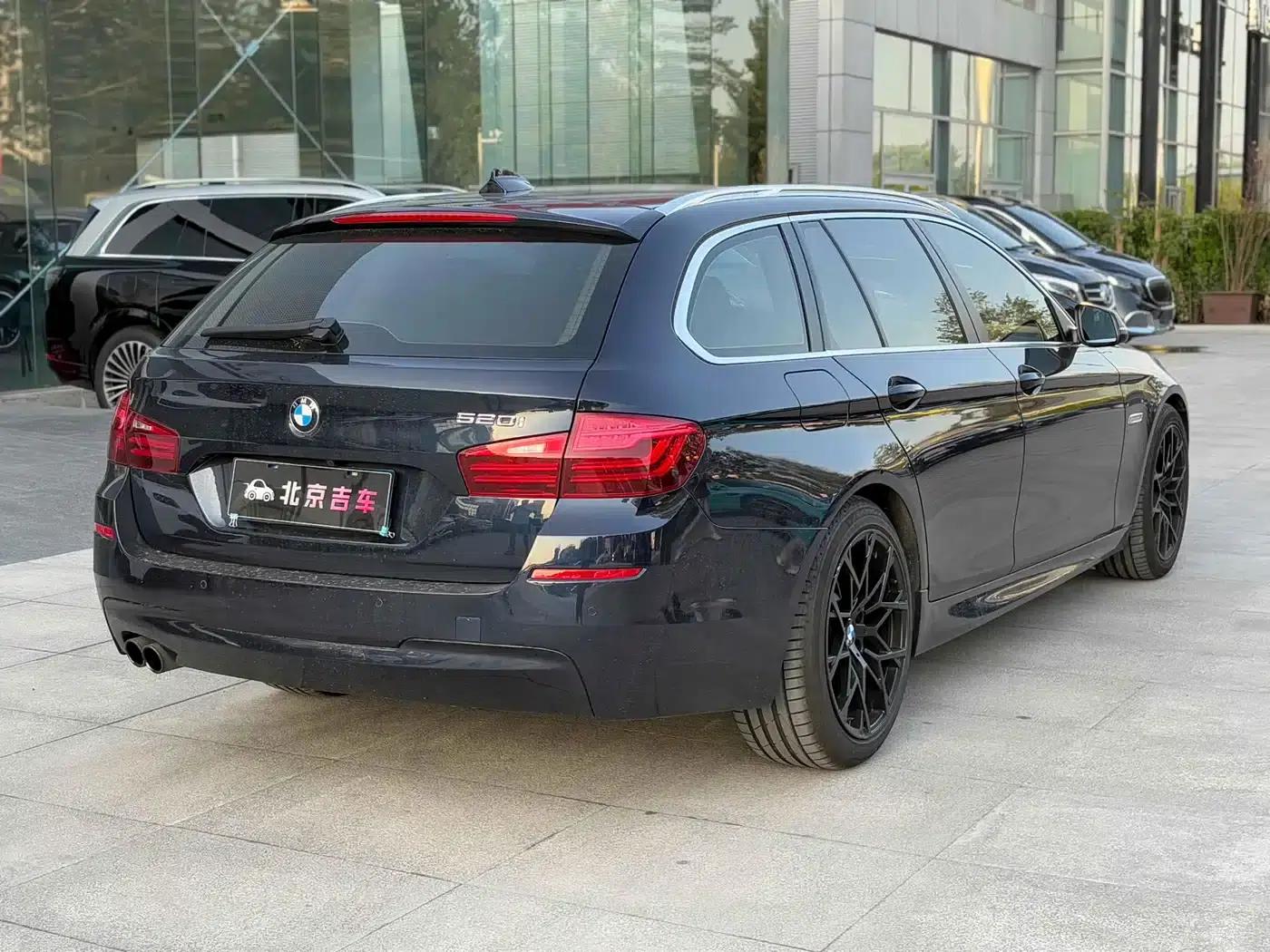 2014 BMW 5 Series Imported Model 520i Touring — миниатюра 6