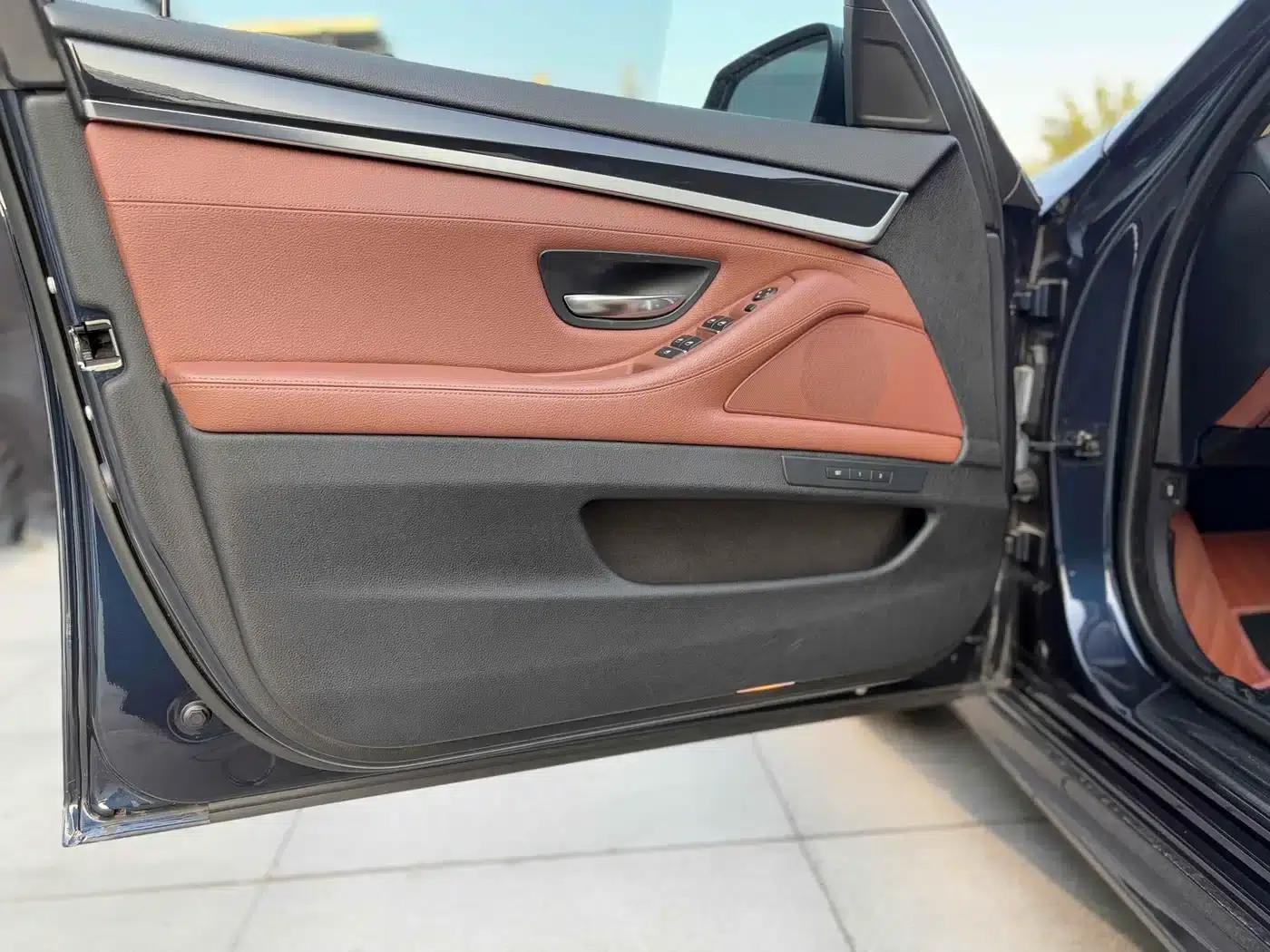 2014 BMW 5 Series Imported Model 520i Touring — миниатюра 7