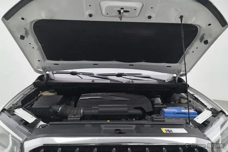 Maxus T60 2017 2.0T Gasoline Automatic Two-Wheel Drive High Chassis Elite Small Double Cab — миниатюра 5