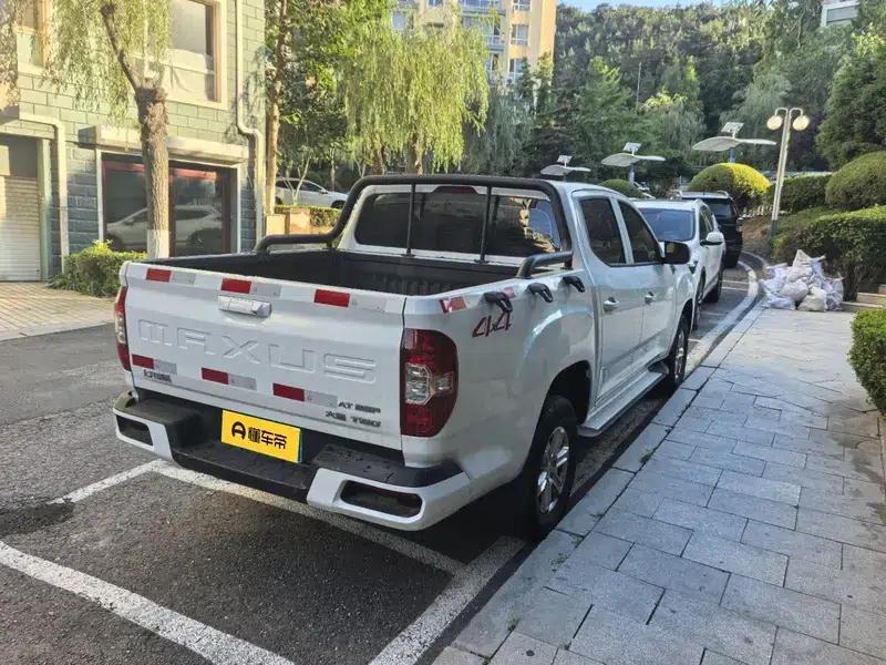 Maxus T60 2017 2.0T Gasoline Automatic Four-Wheel Drive High Chassis Luxury Double Cab — миниатюра 2