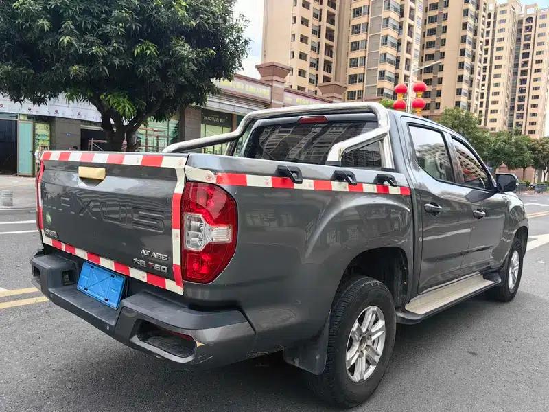 Maxus T60 2017 2.8T Diesel Automatic Two-Wheel Drive High Chassis Comfort Model Standard Box (National V Emission Standard) — миниатюра 5