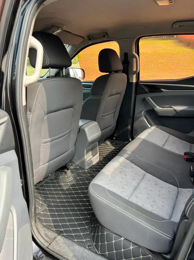 Maxus T60 2017 2.8T Diesel Automatic Two-Wheel Drive High Chassis Comfort Model Standard Box (National V Emission Standard) — миниатюра 14