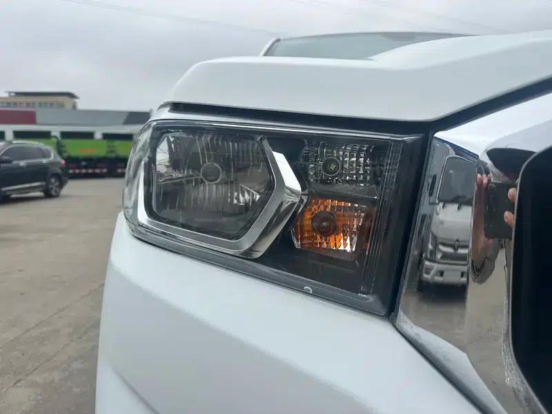 Maxus T60 2019 2.0T Gasoline Two-Wheel Drive Standard Box High Chassis Comfort Double Cab (National VI Emission Standard) — миниатюра 12