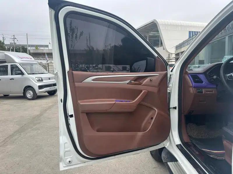 Maxus T60 2019 2.0T Gasoline Two-Wheel Drive Standard Box High Chassis Comfort Double Cab (National VI Emission Standard) — миниатюра 29