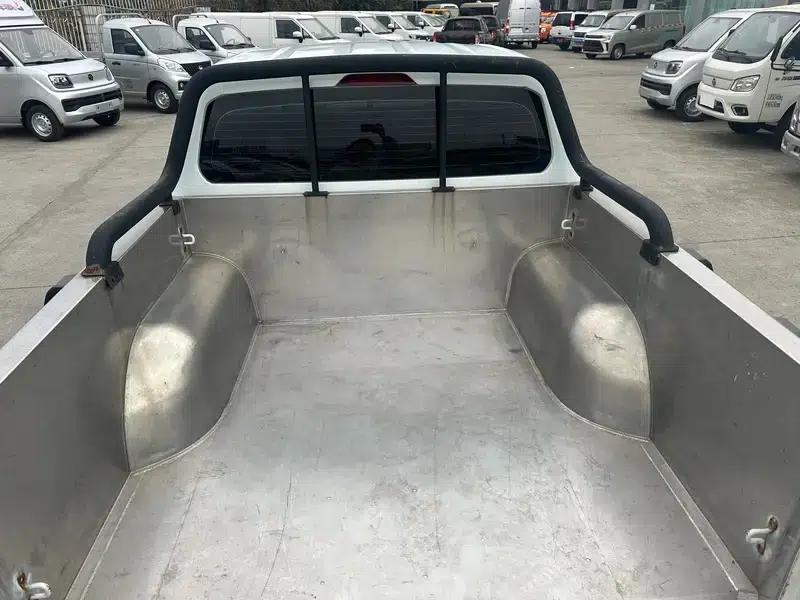 Maxus T60 2019 2.0T Gasoline Two-Wheel Drive Standard Box High Chassis Comfort Double Cab (National VI Emission Standard) — миниатюра 31