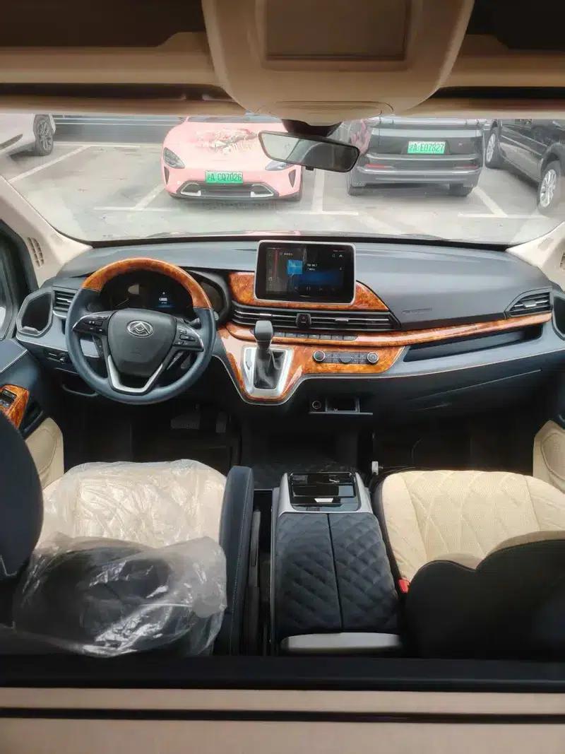 Xintu V90 2021 Smart King 2.0T Manual Extended Wheelbase High Roof 7-Seater — миниатюра 6