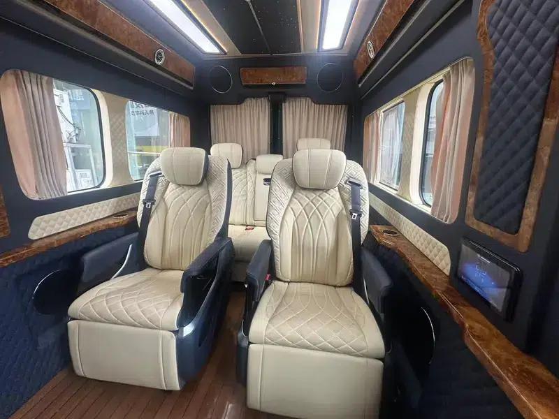 Xintu V90 2021 Smart King 2.0T Manual Extended Wheelbase High Roof 7-Seater — миниатюра 10
