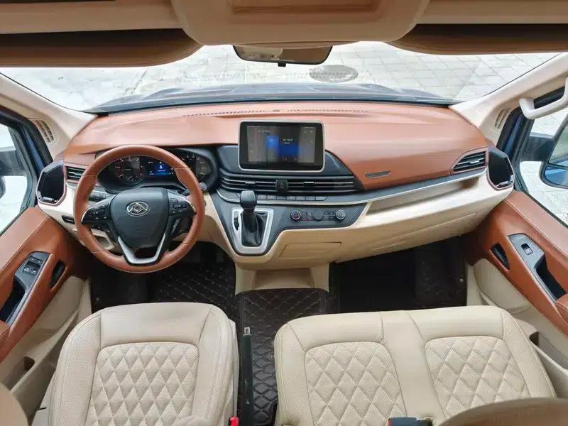 Xintu V90 2019 2.0T Automatic Smart Star Rear-Wheel Drive Single Tire Extended Wheelbase High Roof 7 Seats — миниатюра 15