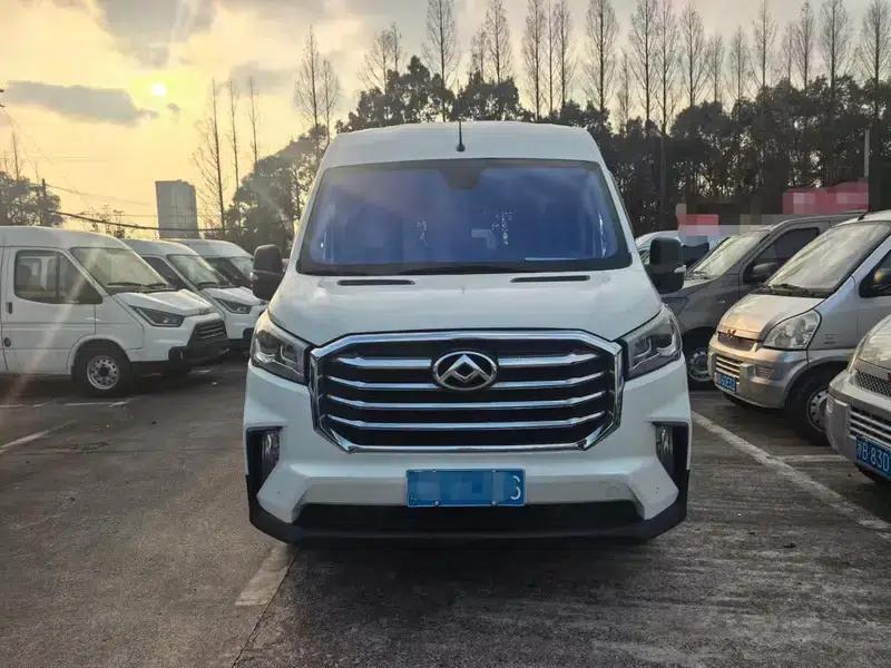 Xintu V90 2019 2.0T Manual Smart Star Front-Wheel Drive Single Tire Short Wheelbase High Roof 6 Seats — миниатюра 2