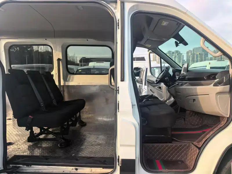 Xintu V90 2019 2.0T Manual Smart Star Front-Wheel Drive Single Tire Short Wheelbase High Roof 6 Seats — миниатюра 9