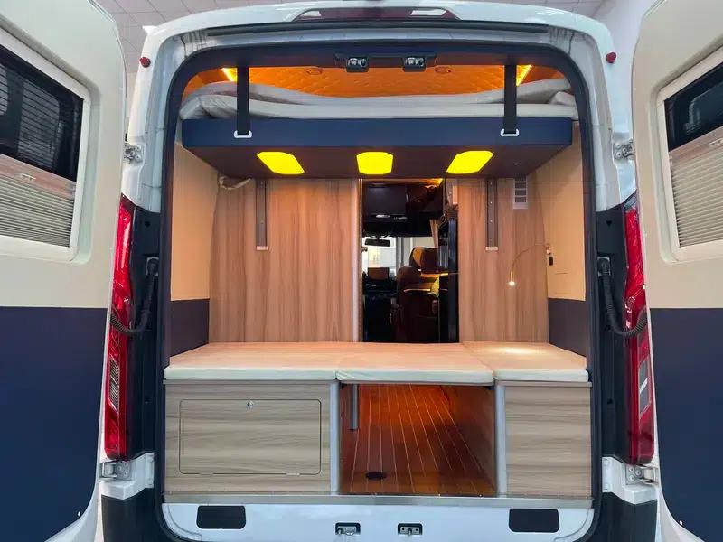 Xintu V90 2022 2.0T Automatic Rear-Wheel Drive Star Ink Edition Extended Wheelbase High Roof — миниатюра 31