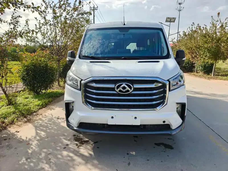Xintu V90 2020 2.0T Yun Jie Edition AMT Short Wheelbase High Roof 6 Seats — миниатюра 2