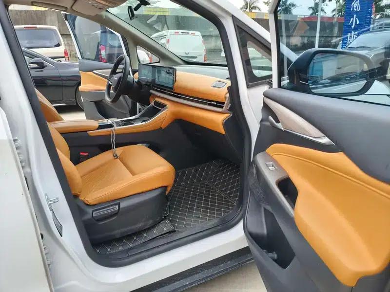 Maxus G50 PHEV 2025 Navigator Edition — миниатюра 8
