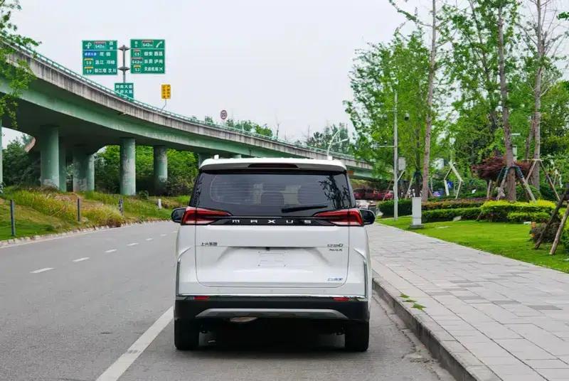 Maxus G50 PHEV 2025 Navigator Edition — миниатюра 5