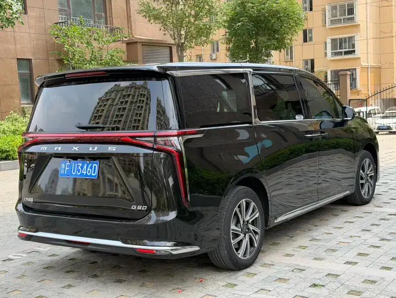 Maxus G90 2022 2.0T Starry Sky 7-Seater Edition — миниатюра 6