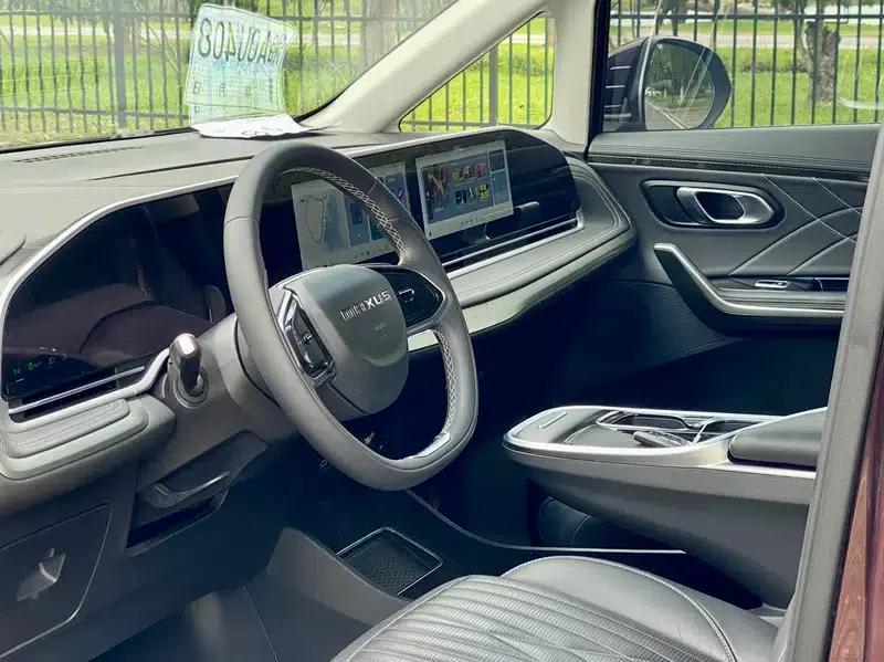 Maxus G90 2023 2.0T Galaxy 7-seater Edition — миниатюра 23