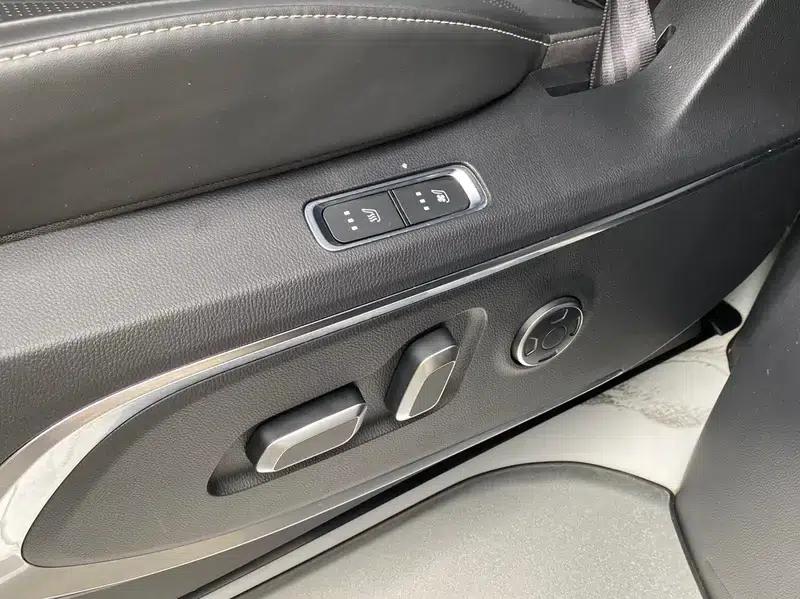 Maxus G90 2023 2.0T Galaxy 7-seater Edition — миниатюра 10