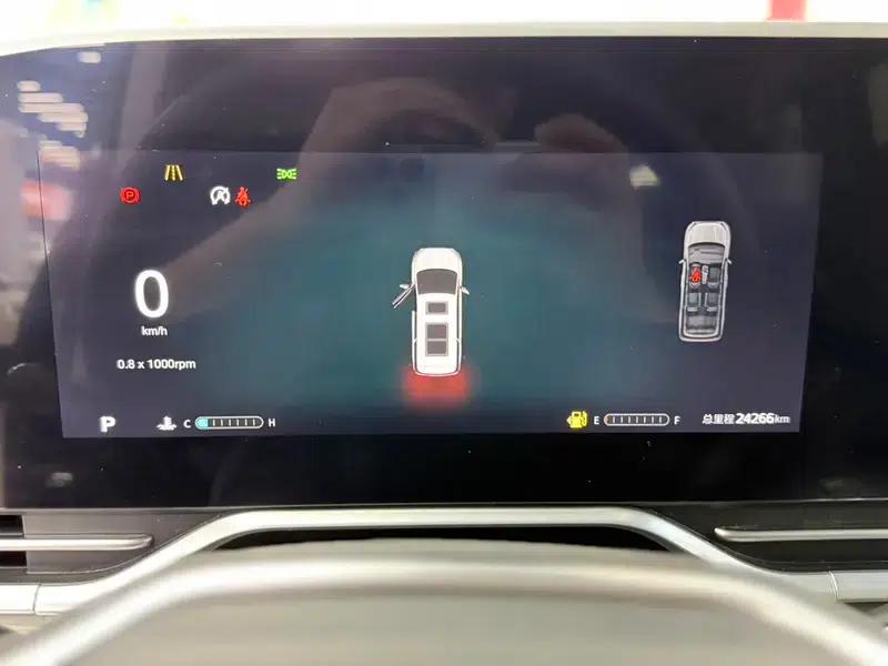 Maxus G90 2022 2.0T Nebula 7-seater Edition — миниатюра 13