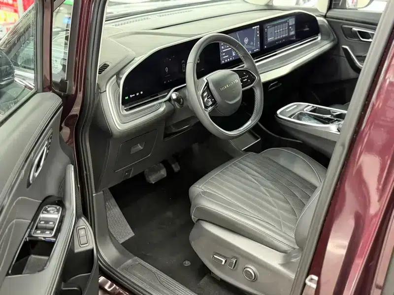 Maxus G90 2022 2.0T Nebula 7-seater Edition — миниатюра 17