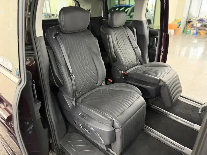 Maxus G90 2022 2.0T Nebula 7-seater Edition — миниатюра 20