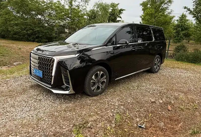 Maxus G90 2022 2.0T Starry Sky 7-Seater Edition — миниатюра 1