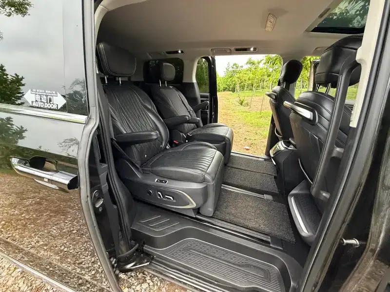 Maxus G90 2022 2.0T Starry Sky 7-Seater Edition — миниатюра 21