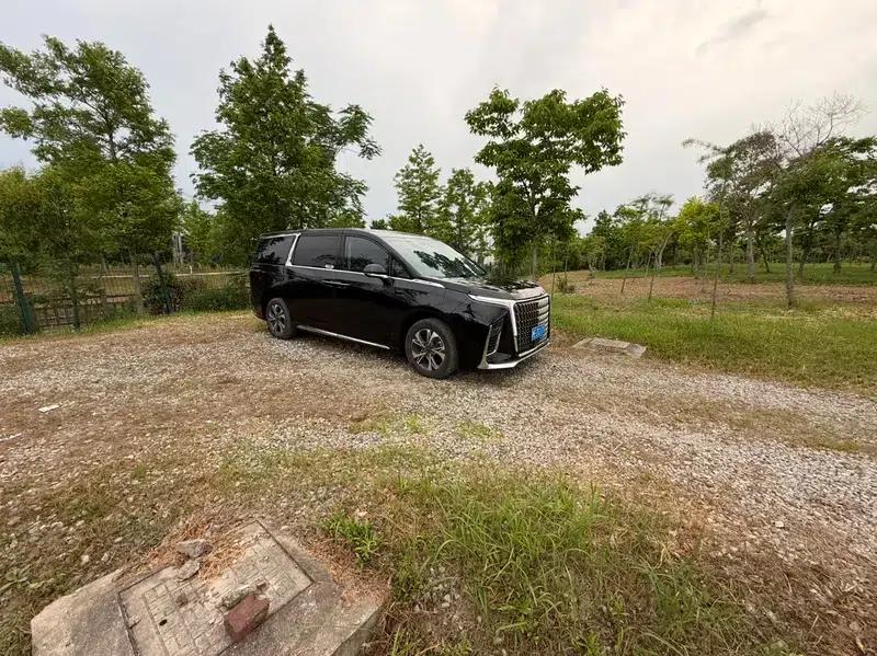 Maxus G90 2022 2.0T Starry Sky 7-Seater Edition — миниатюра 6