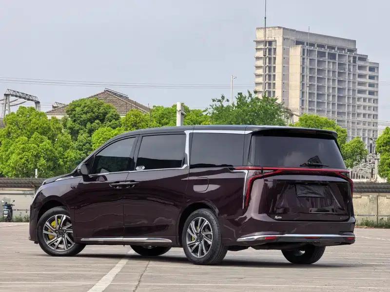 Maxus G90 2022 2.0T Interstellar 7-Seater Edition — миниатюра 5