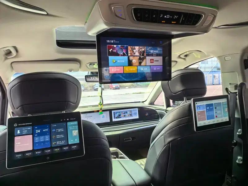 Maxus G90 2022 2.0T Interstellar 7-Seater Edition — миниатюра 8